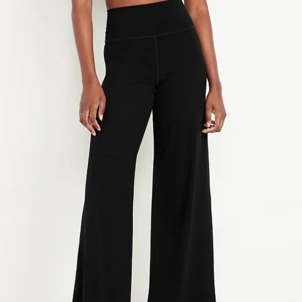 Old Navy Extra High-Rise Wide-Leg Go - Dry Pants Small Tall